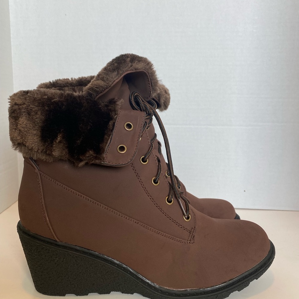 Dream Pairs HighTop Boot - Picture 7 of 8